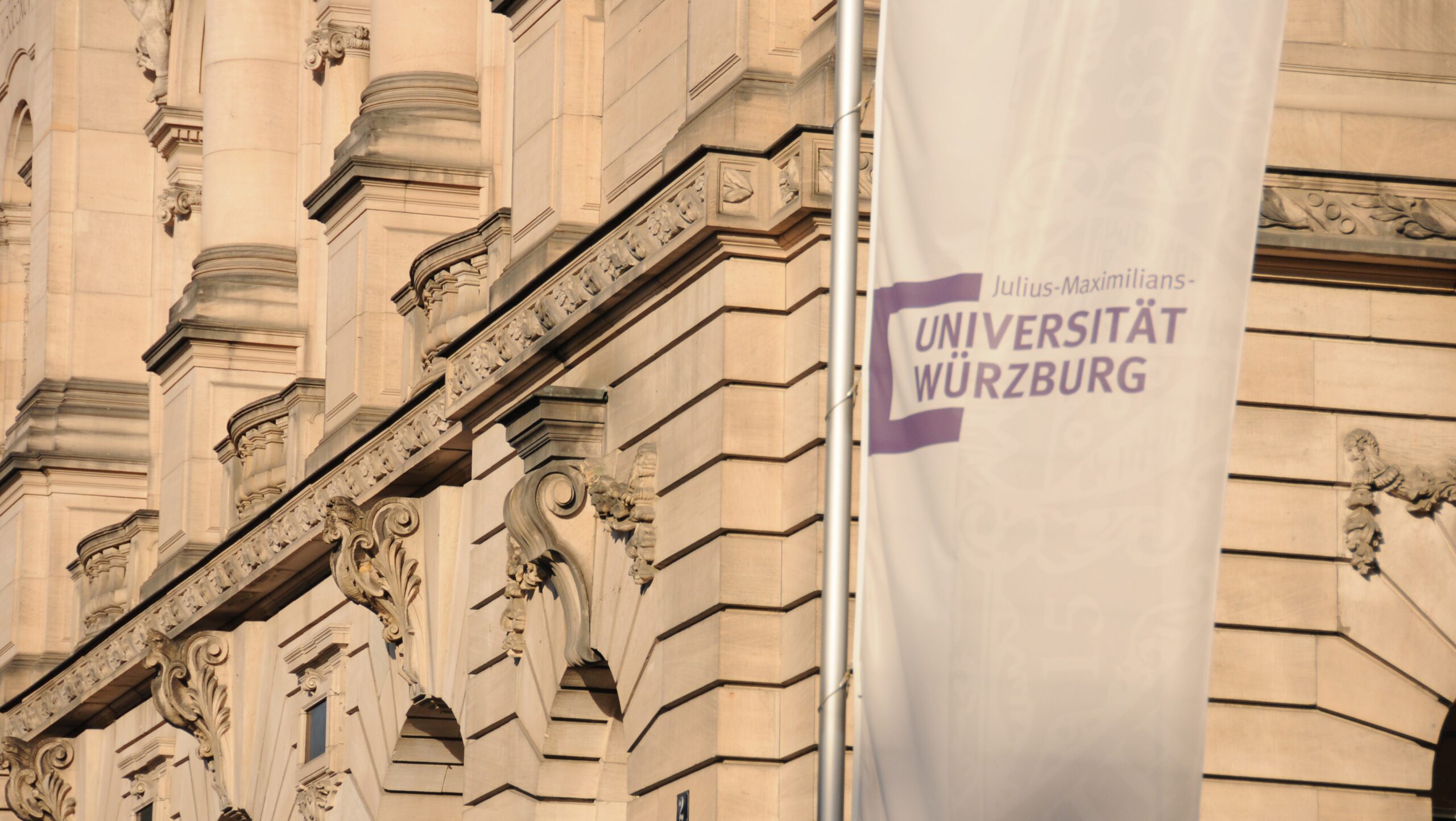 JMU erfolgreich im THE Ranking