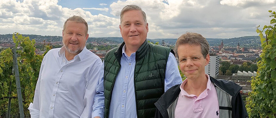 Mehr über den Artikel erfahren UniWein: Der neue Jahrgang gelesen